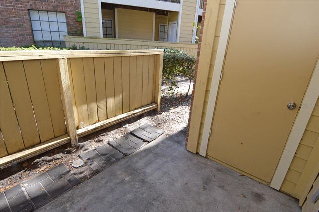 8609 MALLARD RESERVE DRIVE 101, Tampa, FL 33614