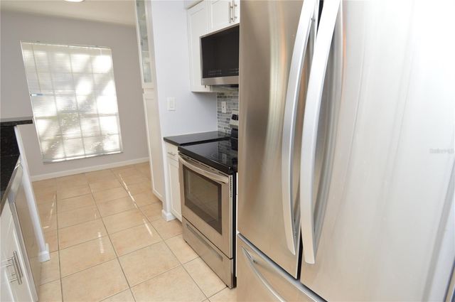 8609 MALLARD RESERVE DRIVE 101, Tampa, FL 33614