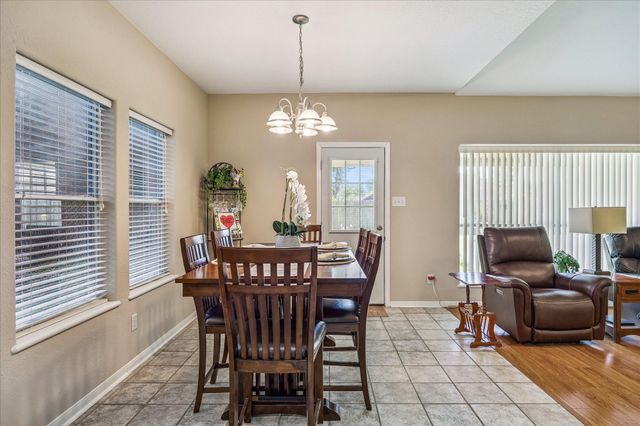 18 Prairie Knoll Drive, Santa Fe, TX 77510
