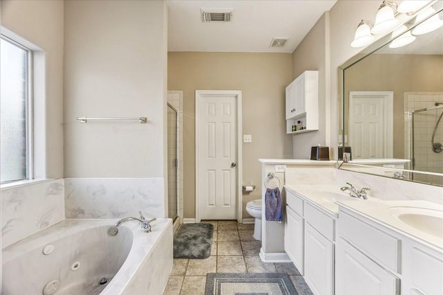 18 Prairie Knoll Drive, Santa Fe, TX 77510