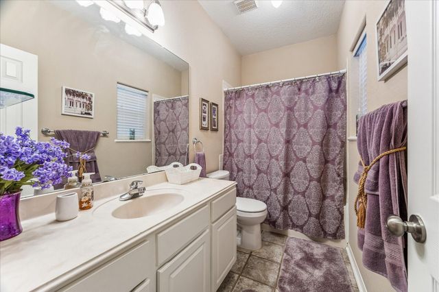 18 Prairie Knoll Drive, Santa Fe, TX 77510