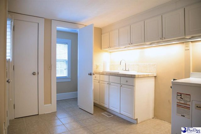 910 Cherokee Road, Florence, SC 29501