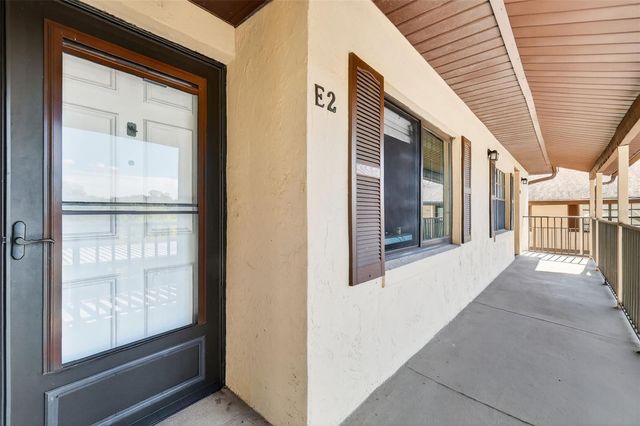 225 E 10TH AVENUE E-2, Mount Dora, FL 32757