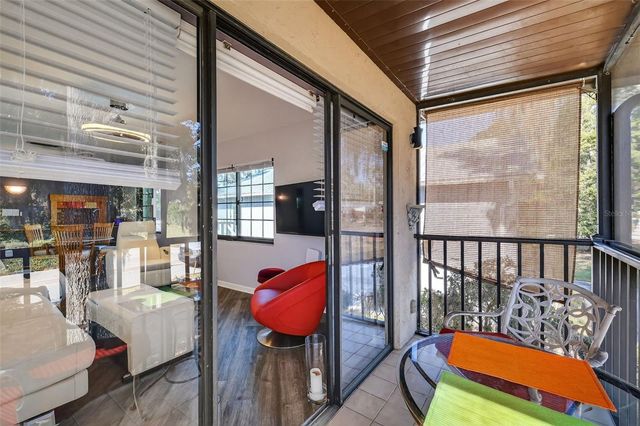 225 E 10TH AVENUE E-2, Mount Dora, FL 32757