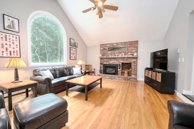 42 Van Buren Drive, Abington, MA 02351