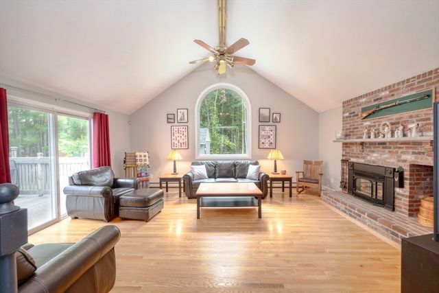 42 Van Buren Drive, Abington, MA 02351