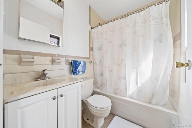42-60 Colden Street 4A, Flushing, NY 11355