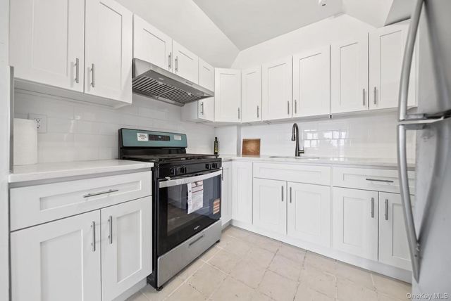 42-60 Colden Street 4A, Flushing, NY 11355