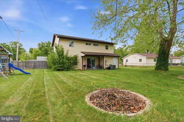 303 GARNER AVE, Waldorf, MD 20602