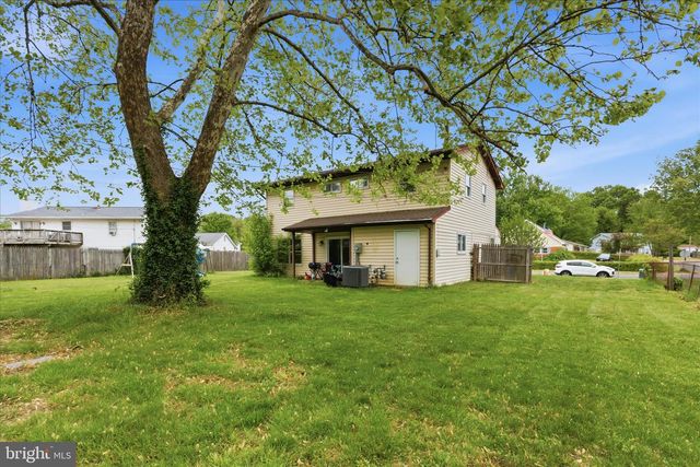 303 GARNER AVE, Waldorf, MD 20602