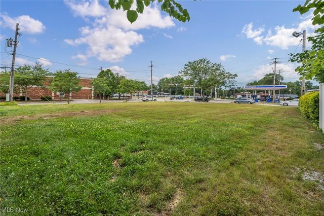 27693 Butternut Ridge, North Olmsted, OH 44070