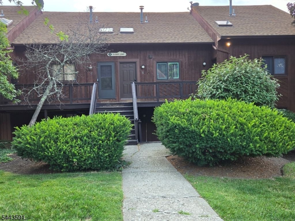 1 Sugar Loaf Ct Unit 8 8, Vernon Twp., NJ 07462 — photo 2