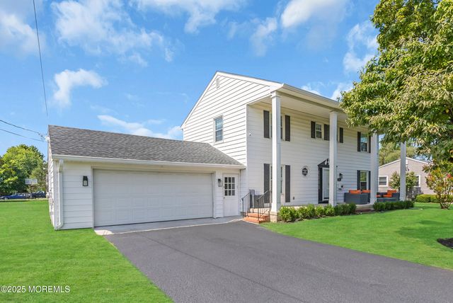 11 Pinewood Avenue, West Long Branch, NJ 07764