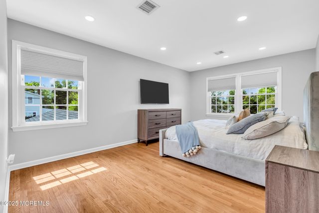 11 Pinewood Avenue, West Long Branch, NJ 07764