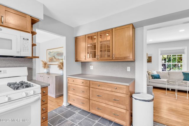 11 Pinewood Avenue, West Long Branch, NJ 07764