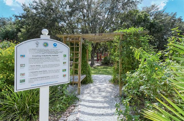 12069 WINDING WOODS WAY, Lakewood Ranch, FL 34202