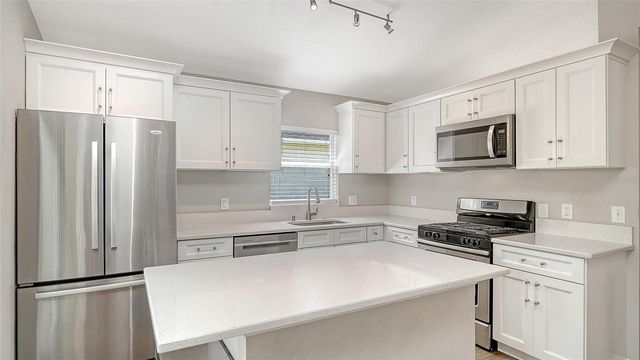 12069 WINDING WOODS WAY, Lakewood Ranch, FL 34202