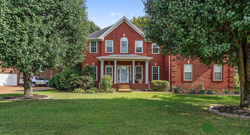 4115 Chancellor Dr, Thompsons Station, TN 37179