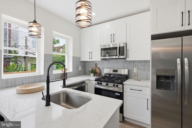 512 S YEWDALL ST, Philadelphia, PA 19143