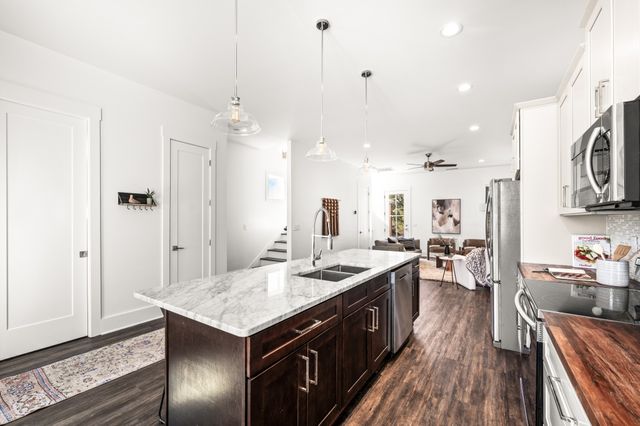 1000 Free Silver Rd, Nashville, TN 37207