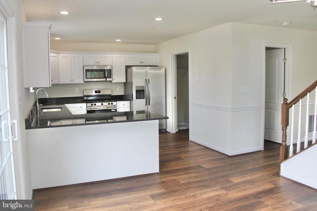 5948 SUNSET AVE, Baltimore, MD 21207
