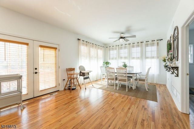 1 Cedar Ct, North Haledon Boro, NJ 07508