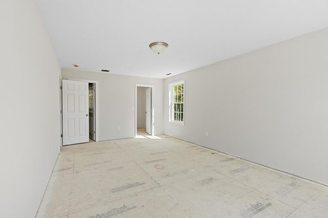 22 Benoit Avenue, Pelham, NH 03076