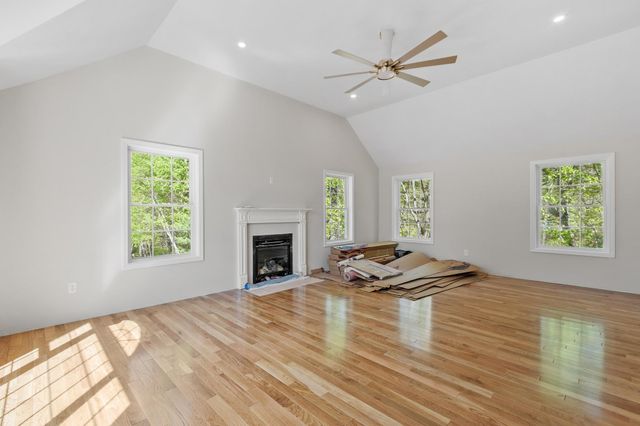 22 Benoit Avenue, Pelham, NH 03076