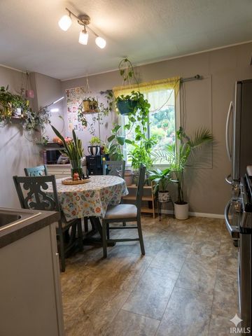 720 Courtney Drive, New Haven, IN 46774