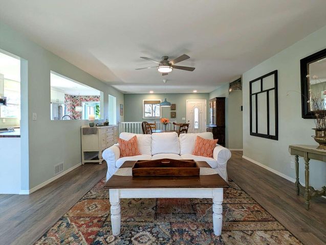 143 Santana Circle, Reeds Spring, MO 65737