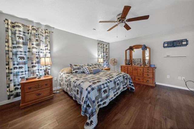 20847 Lakeview Dr, Flint, TX 75762