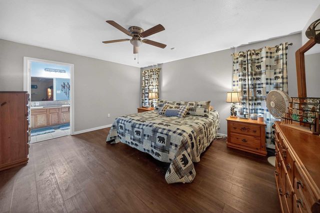 20847 Lakeview Dr, Flint, TX 75762