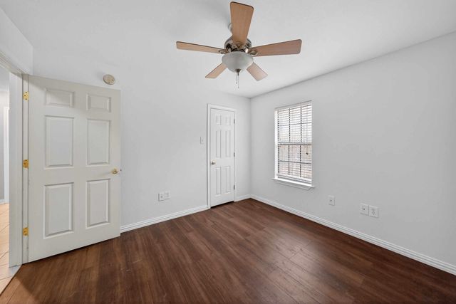 20847 Lakeview Dr, Flint, TX 75762