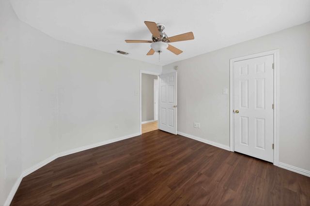 20847 Lakeview Dr, Flint, TX 75762