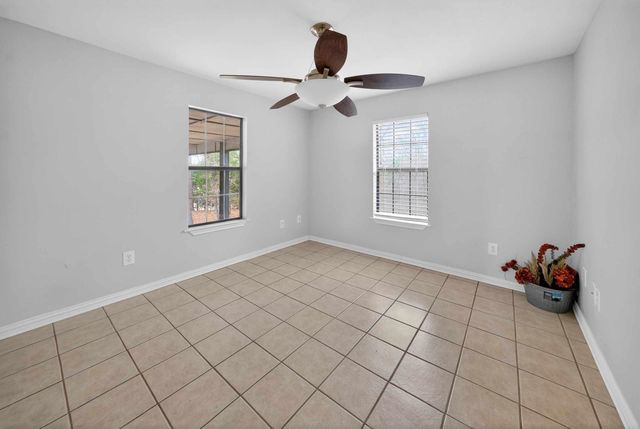 20847 Lakeview Dr, Flint, TX 75762