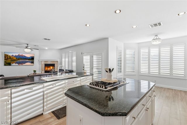 2496 Ram Crossing Way, Henderson, NV 89074
