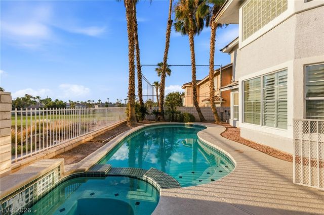 2496 Ram Crossing Way, Henderson, NV 89074