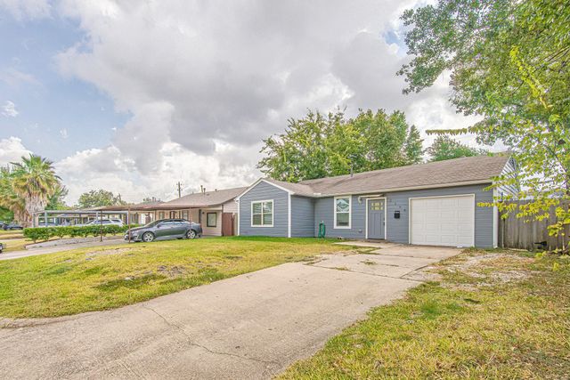 2208 Camille Street, Pasadena, TX 77506