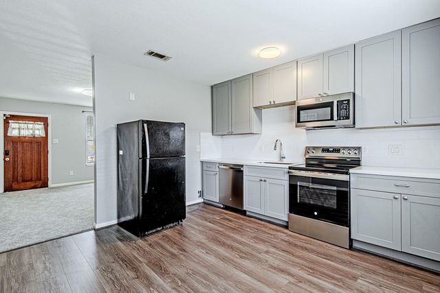 2208 Camille Street, Pasadena, TX 77506