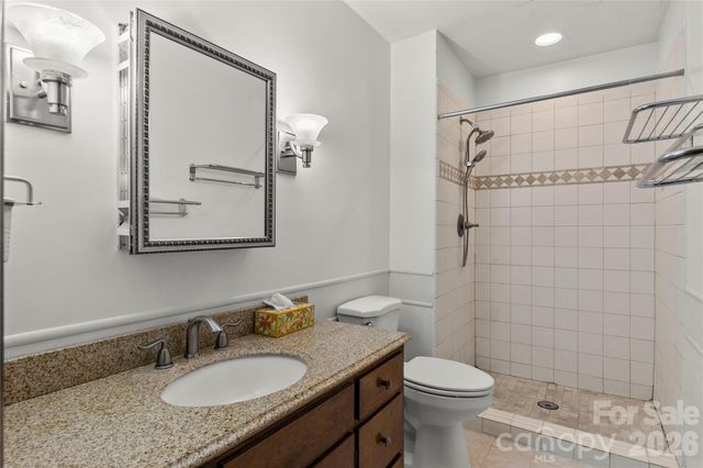 7225 Leesburg Road, Charlotte, NC 28215