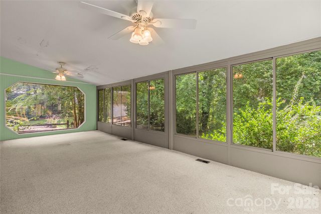7225 Leesburg Road, Charlotte, NC 28215
