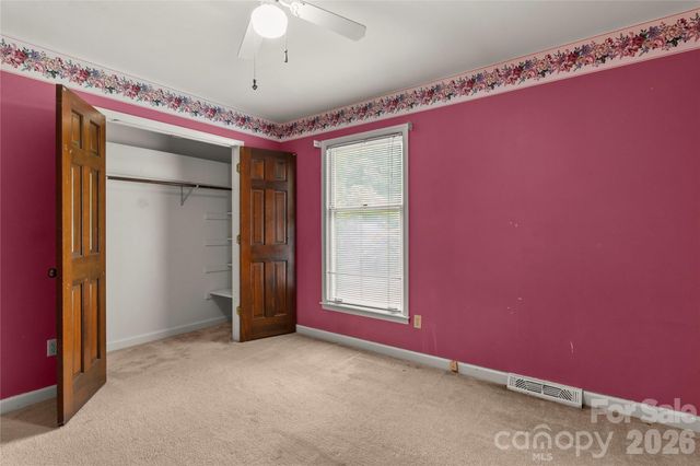 7225 Leesburg Road, Charlotte, NC 28215