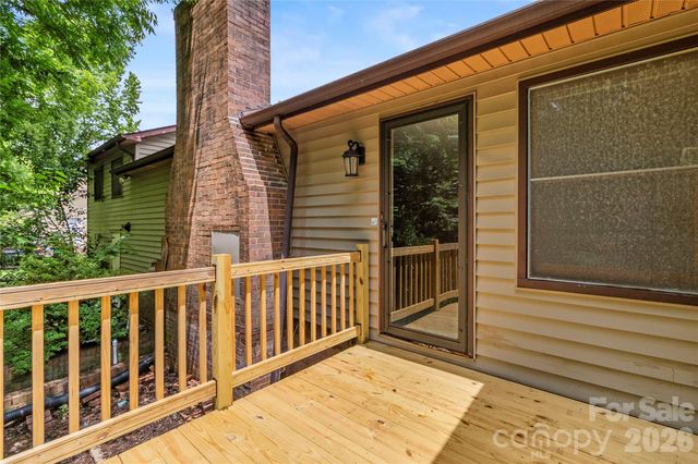 7225 Leesburg Road, Charlotte, NC 28215