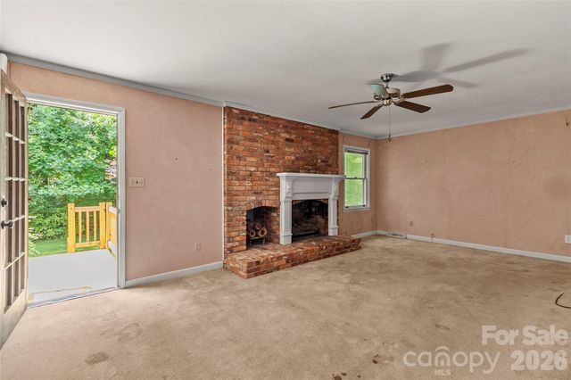 7225 Leesburg Road, Charlotte, NC 28215