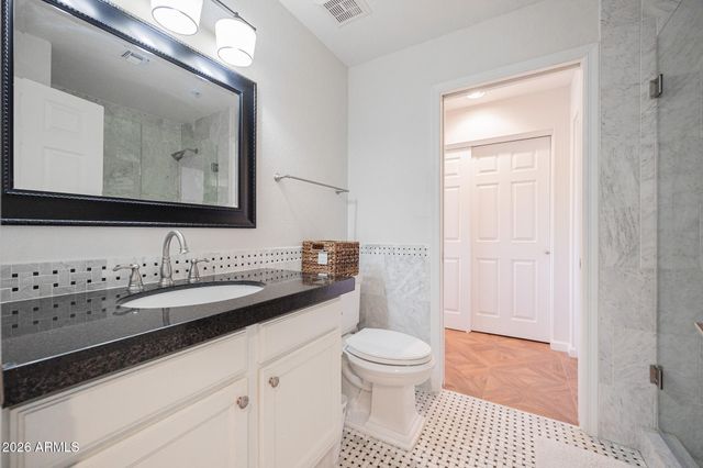 10080 E MOUNTAINVIEW LAKE Drive 367, Scottsdale, AZ 85258