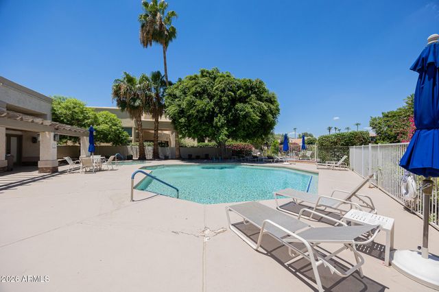 10080 E MOUNTAINVIEW LAKE Drive 367, Scottsdale, AZ 85258
