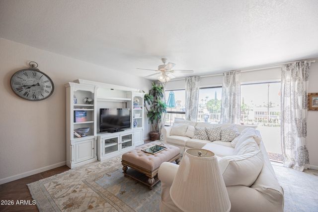 10080 E MOUNTAINVIEW LAKE Drive 367, Scottsdale, AZ 85258