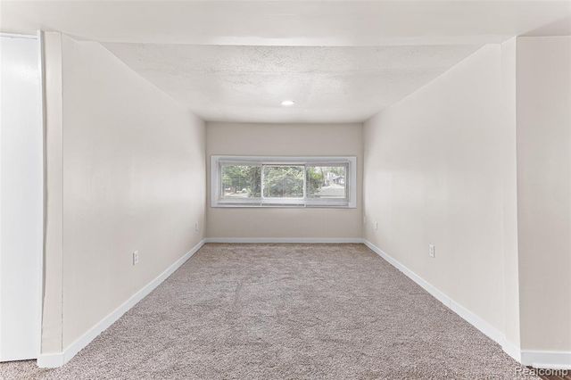 1473 Empire Avenue, Lincoln Park, MI 48146