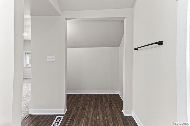 1473 Empire Avenue, Lincoln Park, MI 48146
