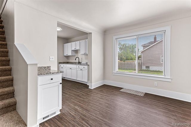 1473 Empire Avenue, Lincoln Park, MI 48146